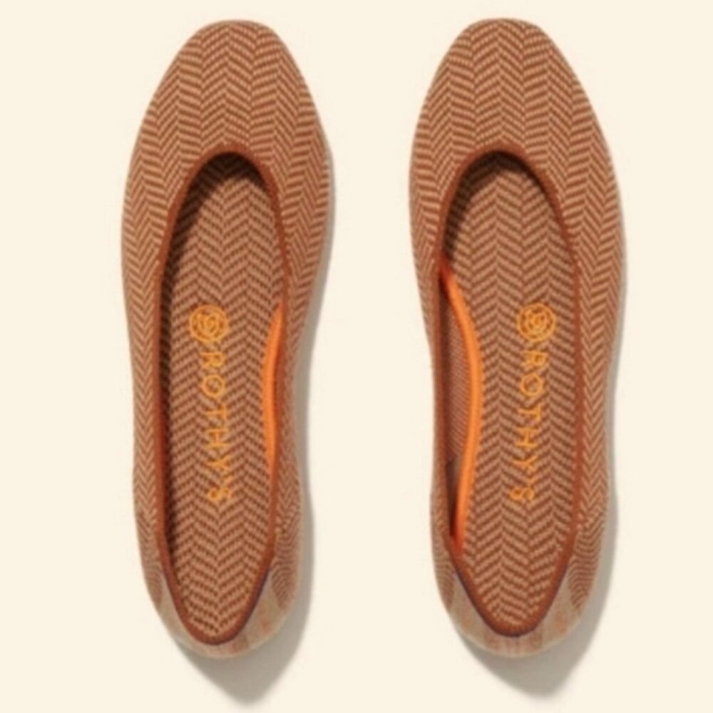 Women's Orange Chevron Ballet Flats - Picture 2 of 9